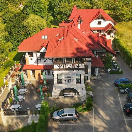 فندق Conacul Bratescu برانْ المظهر الخارجي الصورة